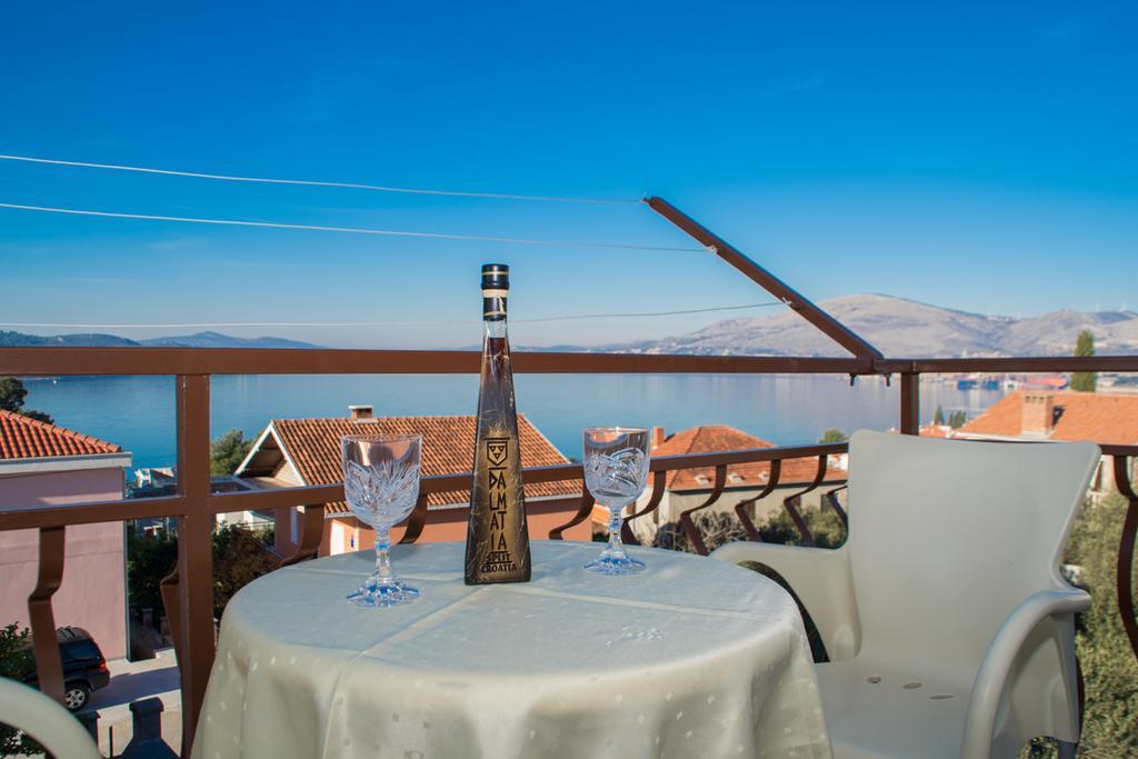 Apartmani Gaube Trogir Zewnętrze zdjęcie