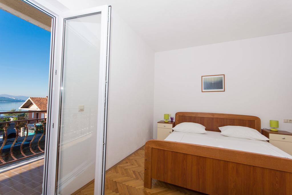Apartmani Gaube Trogir Zewnętrze zdjęcie